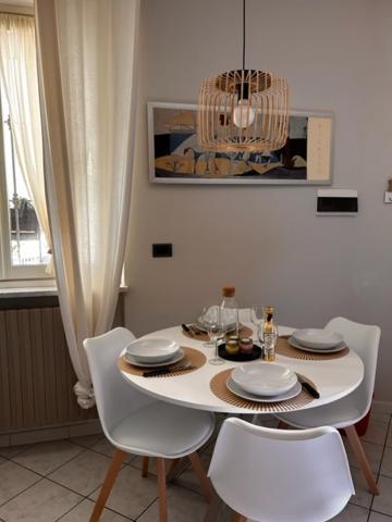 Apartmán Bon Bon Del Viale-Con Posto Auto Privato Asti Exteriér fotografie